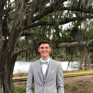 Meet your Posher, Chris